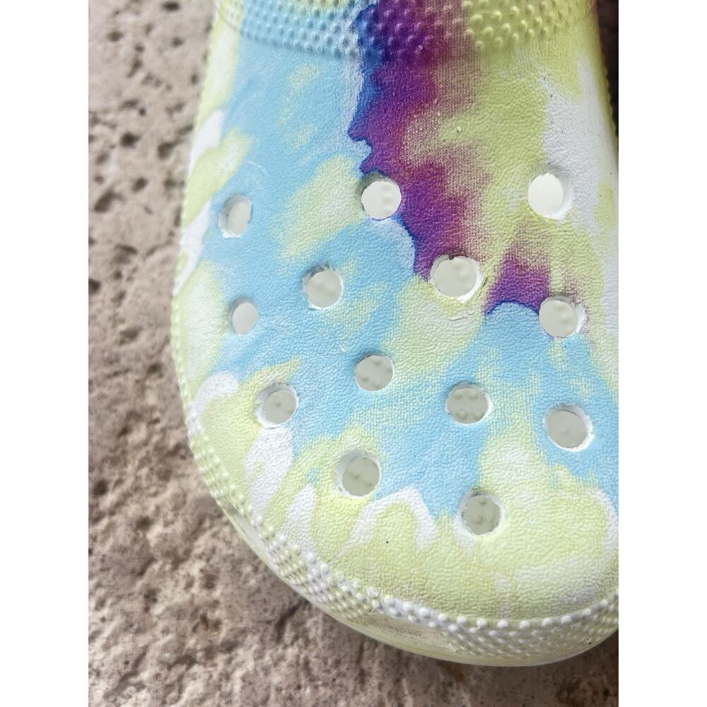 Crocs Classic Multi Color Tie Dye Graphic Pastel Clog Shoes Unisex Wm 7/ M5 - Picture 3 of 8